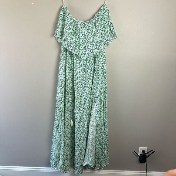 Boho green ditsy floral print strapless cotton a line Maxi dress - Picture 2 of 12